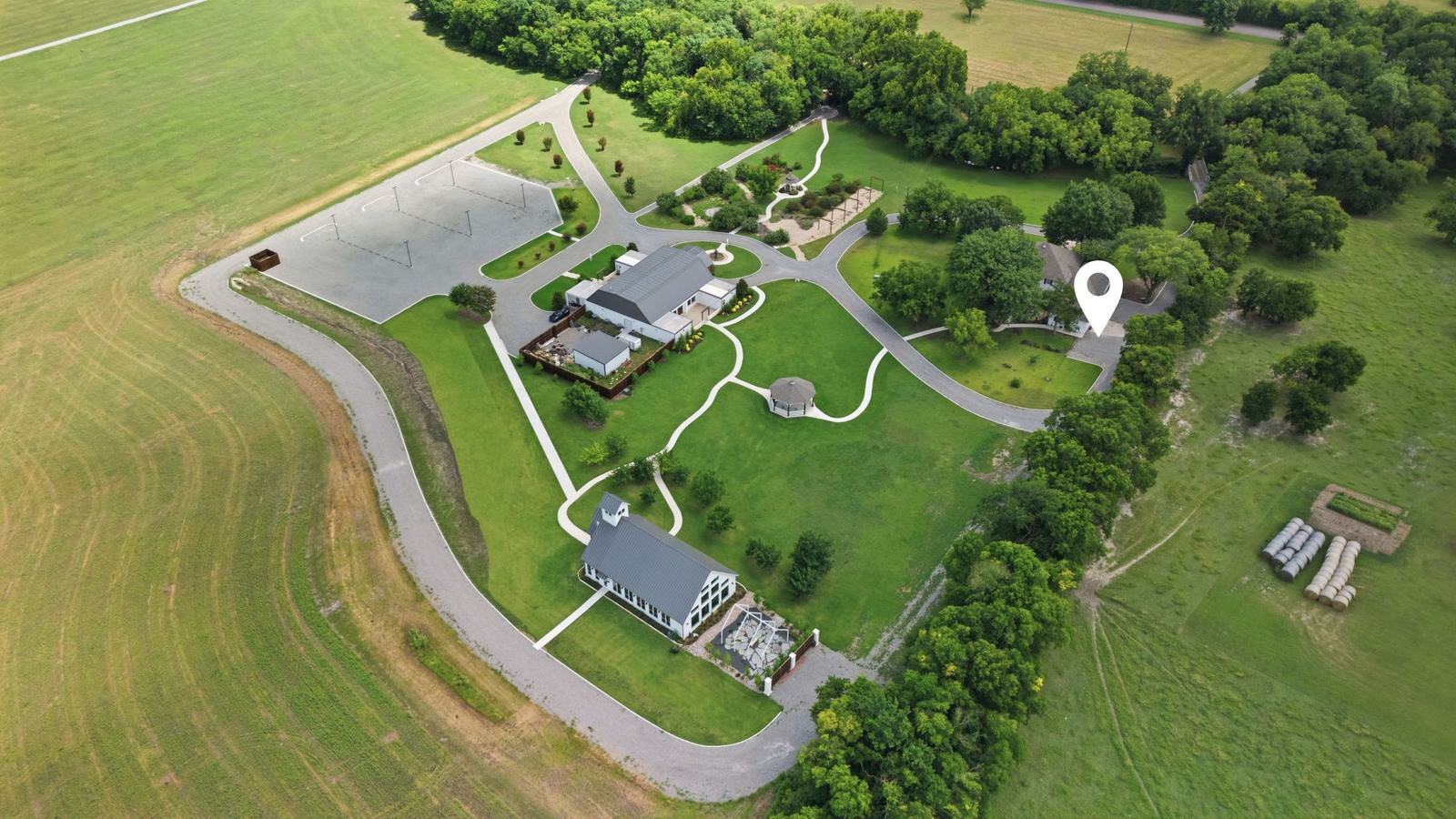 Aerial view of River Road Venue with The Manor marked on the grounds